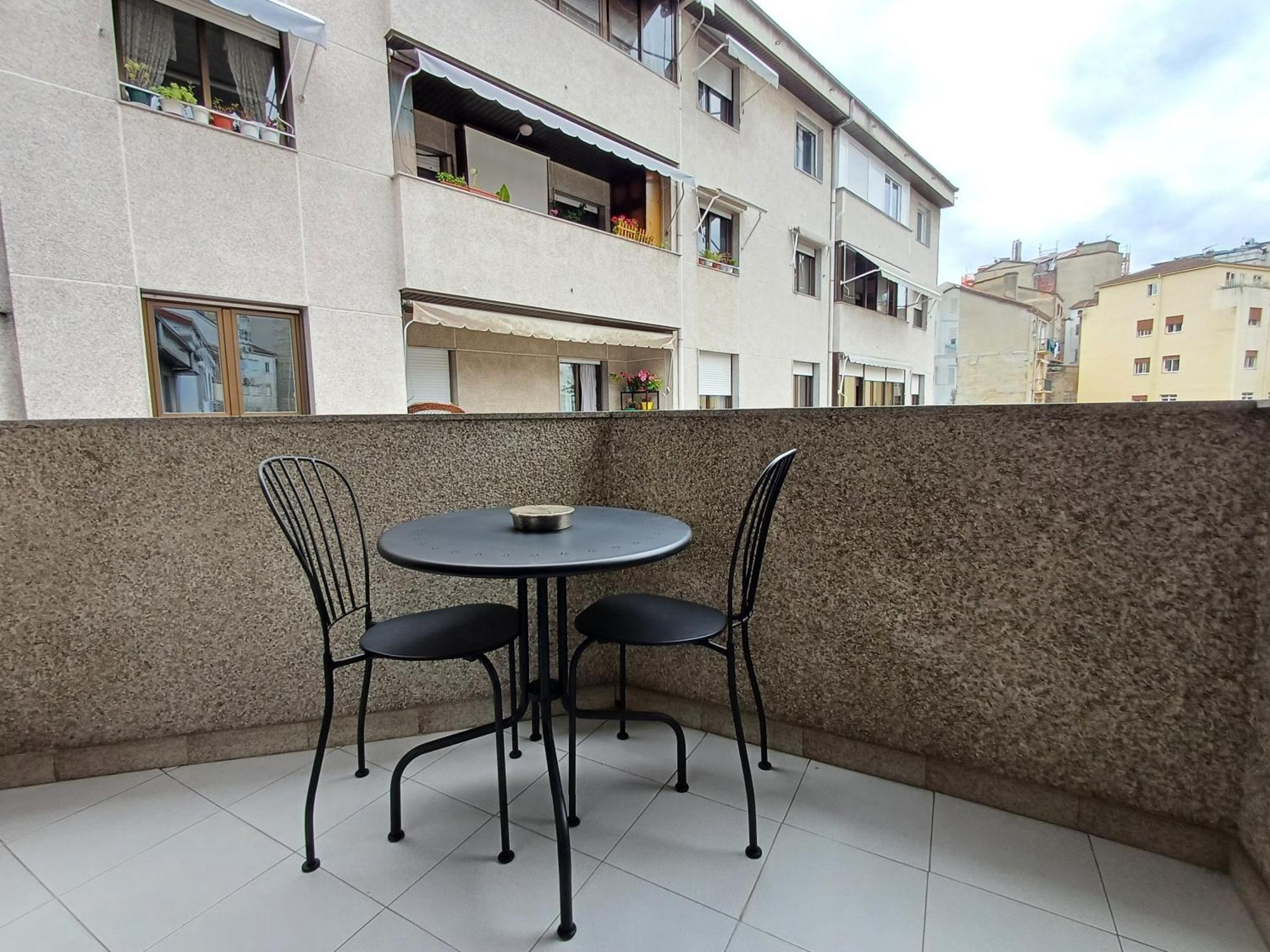 4J - Ourense Centro Con Parking Exterior photo